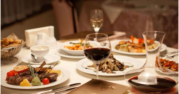 Cách thu hút khách hàng đến nhà hàng - Quán ăn