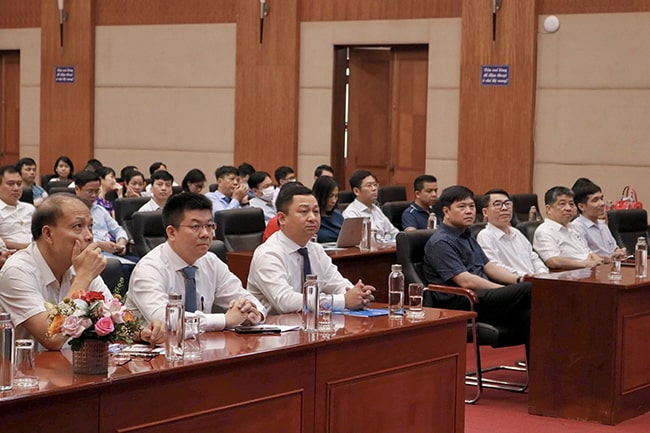 Các đại biểu tham dự Hội nghị 