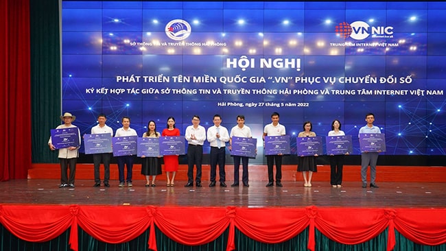 Nhân Hòa tặng website tên miền .vn cho 10 doanh nghiệp tiêu biểu Hải Phòng